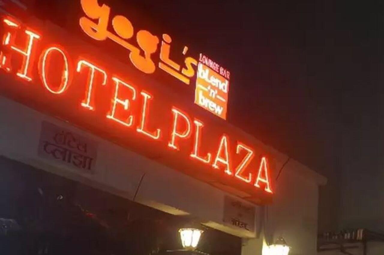 Hotel Plaza Mumbai Kültér fotó